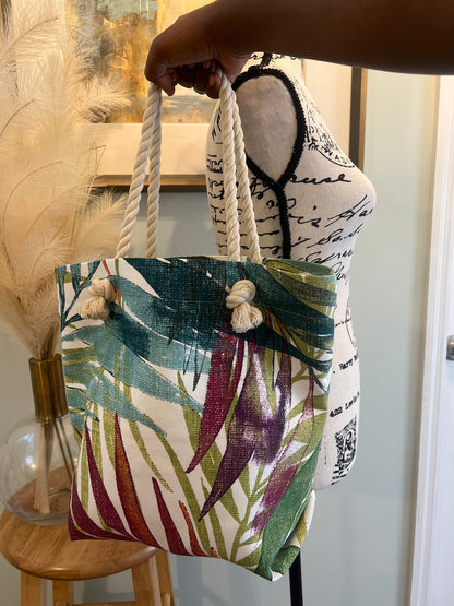 Mini tropical leaf tote